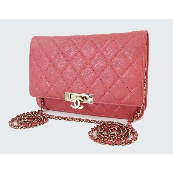 CHANEL Pink Quilted Crossbody Bag - Picture 2 of 16